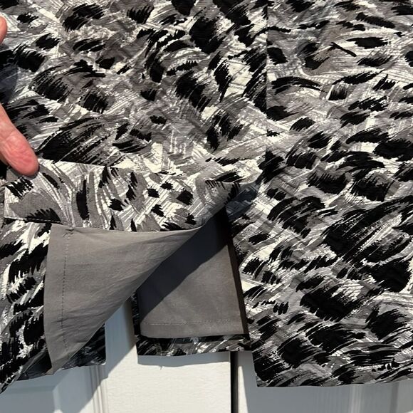 Talbots Black, Grey, White Pattern Lined Skirt Size 14 - Picture 10 of 12